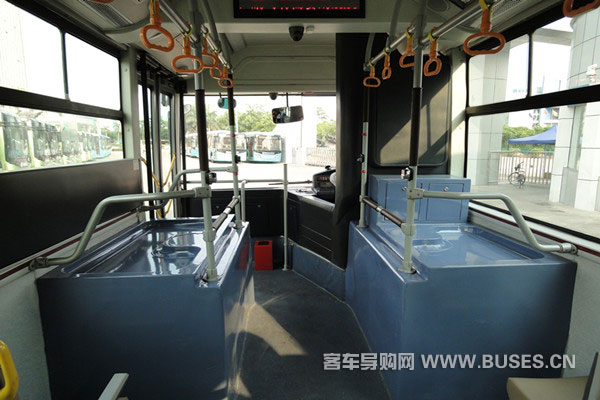 五洲龍F(tuán)DG6101NG5公交車（天然氣國五10-40座）