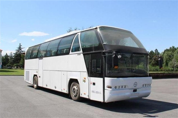 北方BFC6127L1D6豪華旅游客車（柴油國(guó)六24-54座）