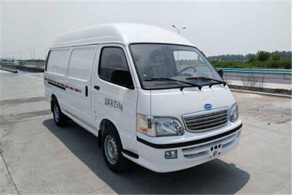 南京金龍NJL5038XXYBEV3廂式運(yùn)輸車（純電動(dòng)2-5座）